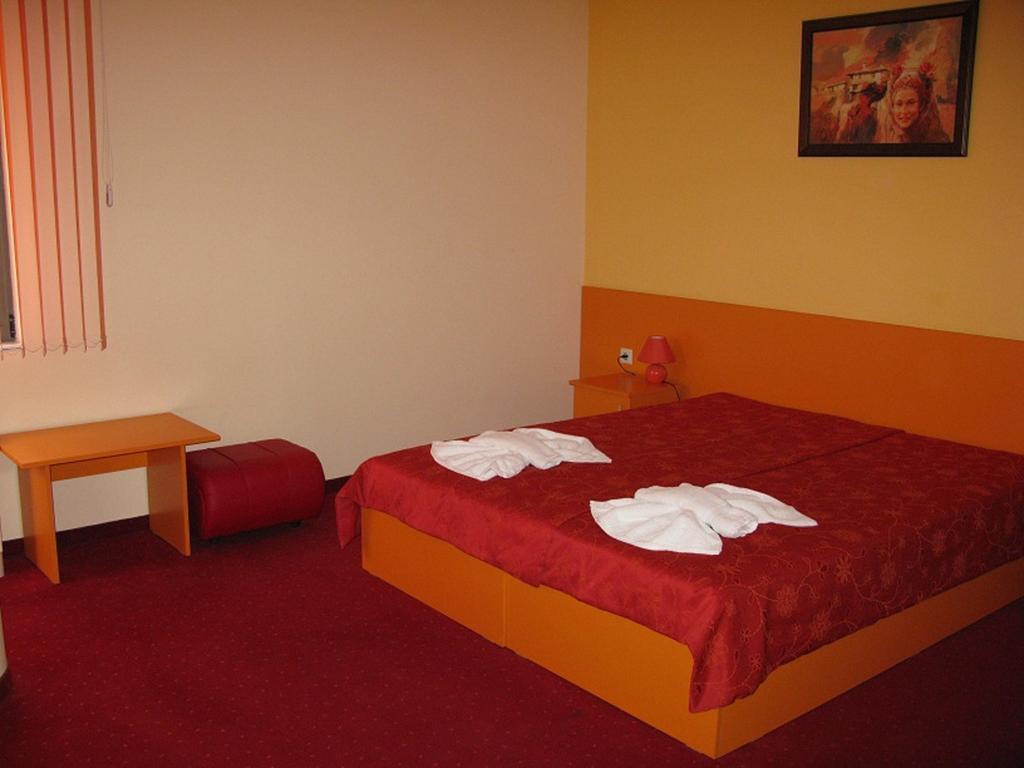 Hotel Tarnovo فيليكو ترنوفو الغرفة الصورة